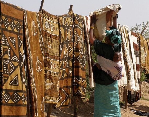 Le Bogolan : Tradition et Artisanat du Mali à Travers l’Afrique